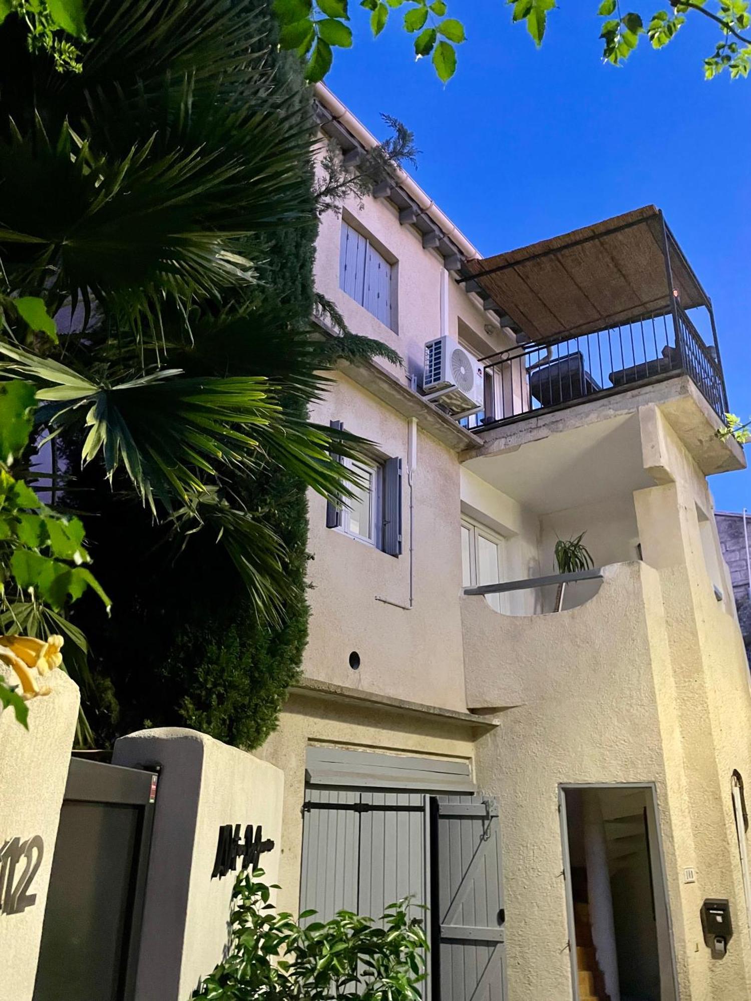 Maison De Village Avec Balcon Rooftop Maillane Exterior foto
